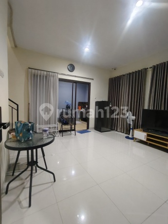 Rumah 2 Lantai Full Furnished LT 120 di Asana Residence