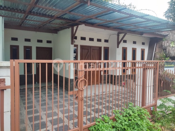 DIJUAL CEPAT RUMAH SIAP HUNI HARGA DIBAWAH PASAR LOKASI CIPAGERAN