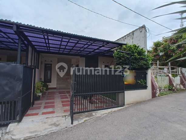 Ready-to-Live House in the Heart of Cimahi City Only 799 Million, You Know