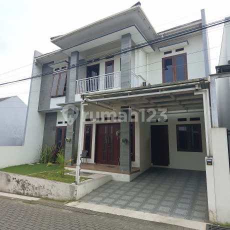 Rumah 2 Lantai Super Strategis Dekat Alun-Alun Cimahi Rumah 2 Lantai Super Strategis Dekat Alun-Alun Cimahi