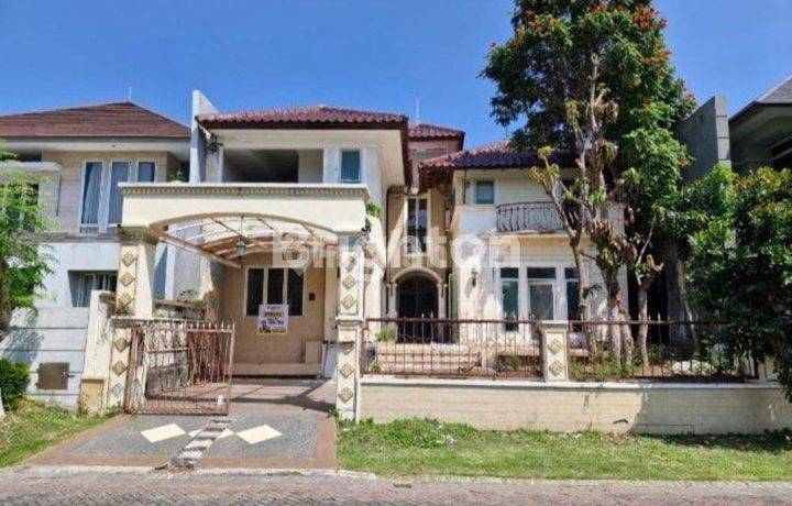 Rumah Villa Westwood Pakuwon City Surabaya Timur