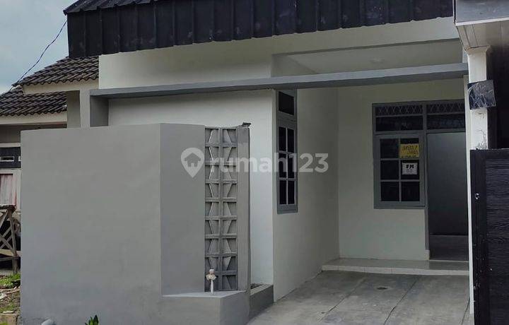 Rumah Baru Renovasi, SHM, Puri Arraya, Ciampea, Bogor
