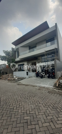 pakuwon indah - Grand golf lisbon the mansion granada VBR