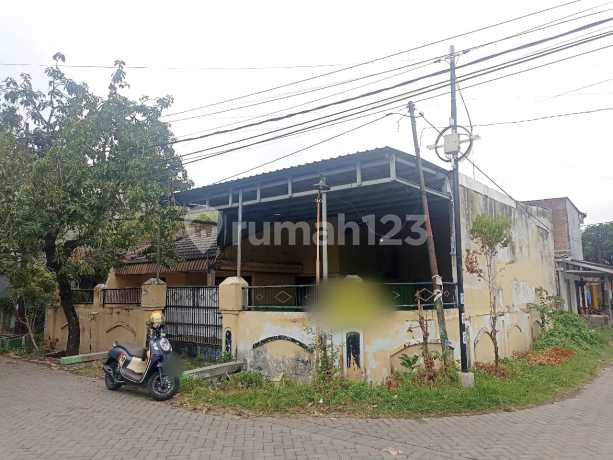 Rumah Murah Posisi Hook di Tropodo Sidoarjo Siap Huni Rumah Murah Posisi Hook di Tropodo Sidoarjo Siap Huni