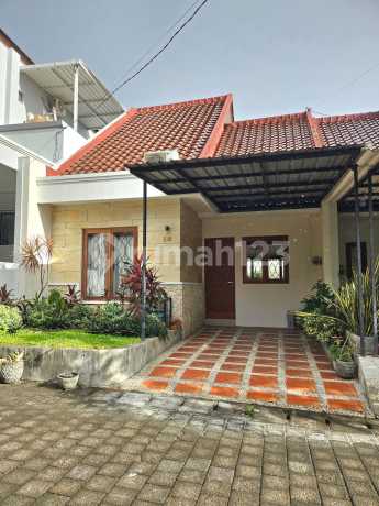 For Sale - House - Residential Complex - Gunung Salak