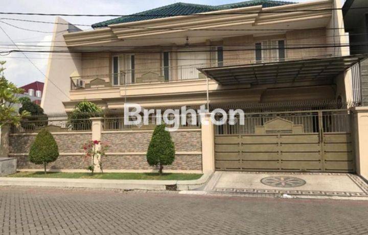 RUMAH 2 LANTAI SUPER TERAWAT CANTIK SIAP HUNI ARAYA 1 GALAXY BUMI PERMAI 2 CARPORT 2 GARASI DEKAT RAYA MERR PURI GALAXY KERTAJAYA INDAH GALAXY MALL DHARMAHUSADA UNAIR KAMPUS C
