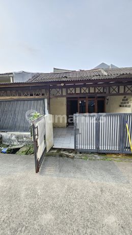 Rumah Hitung Tanah di Komp Alam Indah Cipondoh