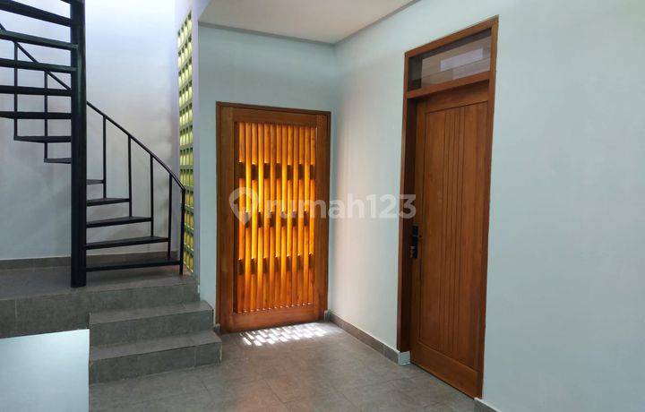 Dijual Cepat Rumah Baru Renov 2 Lantai Di Komplek Bali View Ciganitri Bandung