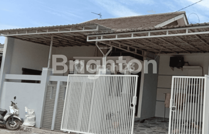 RUMAH DI JL RIVER VIEW TAMBAK REJO SIDOARJO DEKAT PONDOK TJANDRA, TROPODO