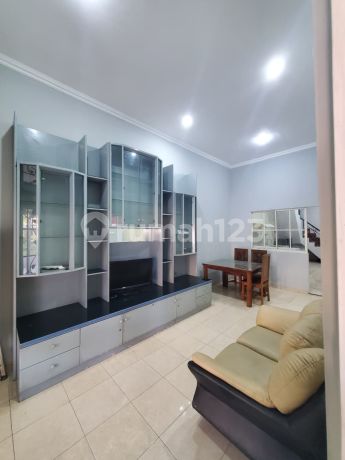 Disewakan Rumah Full Furnished Bagus Di Adenia Graha Padma