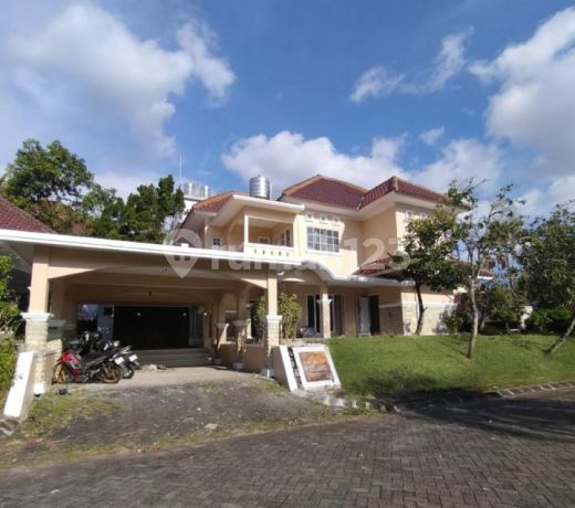 RUMAH MEWAH PESONA MERAPI