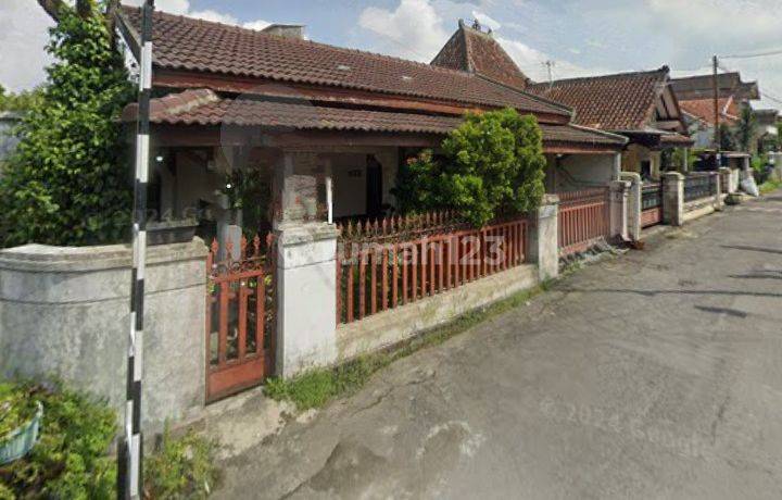 Dijual Murah Tanah Dan Bangunan Banteng Baru