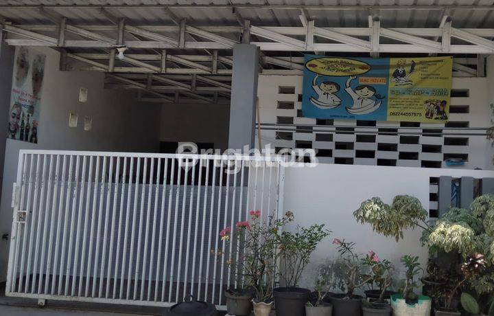 RUMAH SIAP HUNI LOKASI STRATEGIS TAMAN SEPANJANG