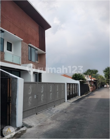 Rumah Baru Siap Huni Miko Mall Tol Kopo Permai Bandung