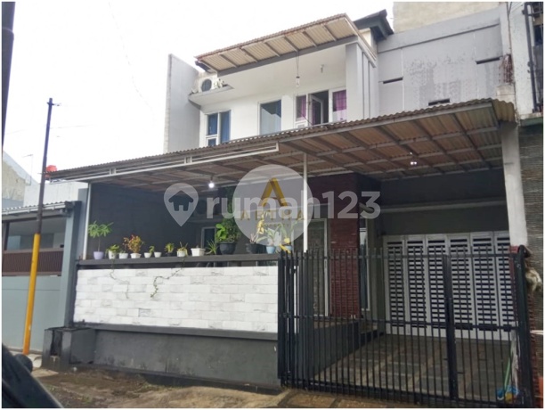 Rumah 2Lantai Strategis Tol Moch Toha Tol Kopo Cibaduyut Rumah 2Lantai Strategis Tol Moch Toha Tol Kopo Cibaduyut