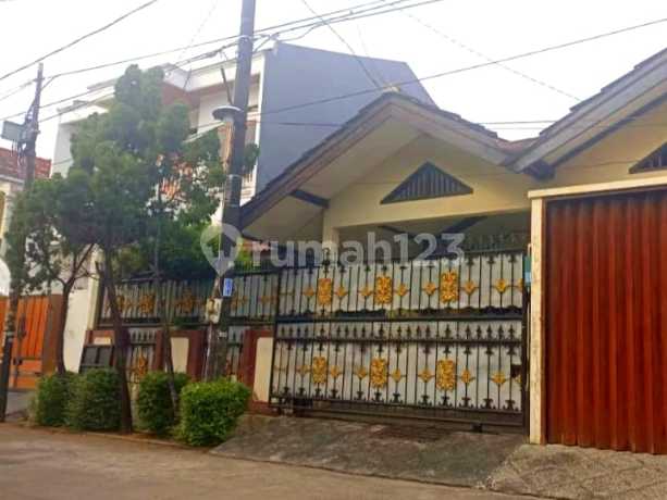 Ready-to-Occupy 1-Story House in Bangun Reksa Indah Housing Complex, Karang Tengah