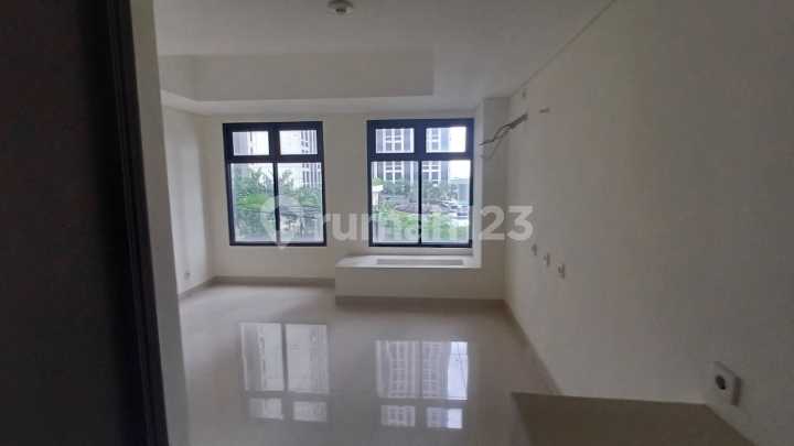 Apartment Above Mall Near Toll Road