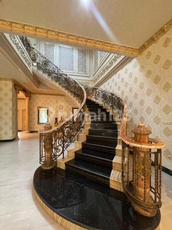 Cash / KPR - Taman Resort Mediterania Full Furnished (560M2) Cash / KPR - Taman Resort Mediterania Full Furnished (560M2)