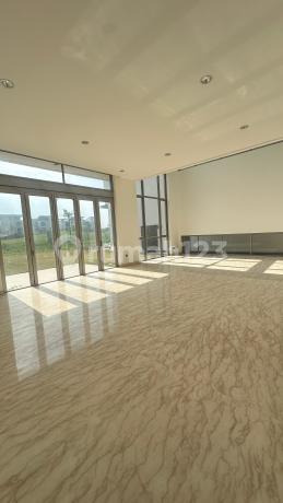 Dijual Rumah Pantai Indah Kapuk View Golf Kondisi Terenovasi