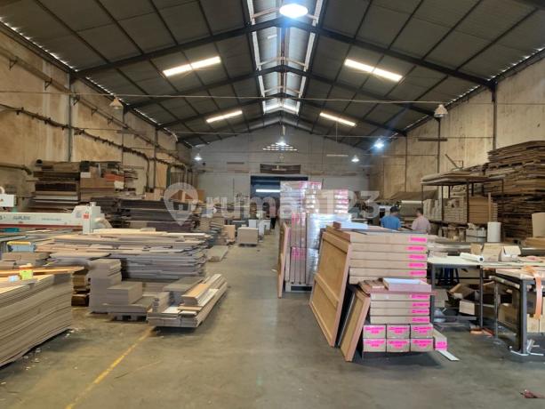 Dijual Gudang Pantai Indah Dadap Jalan Luas Siap Huni