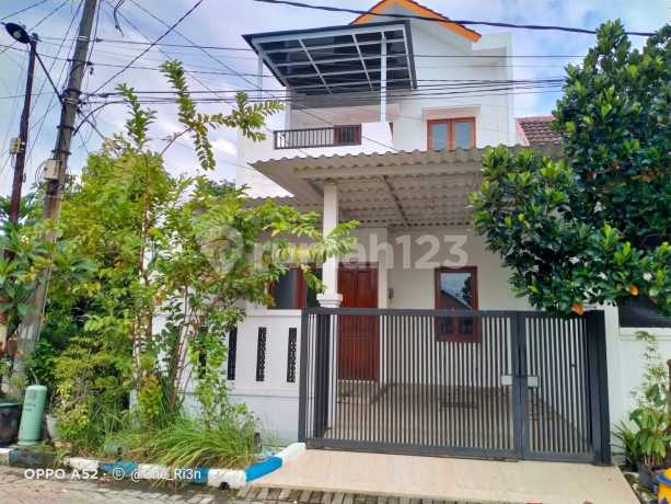 Dijual Rumah Free Kanopi Atas Bawah di Puri Indah Lestari Sidoarjo