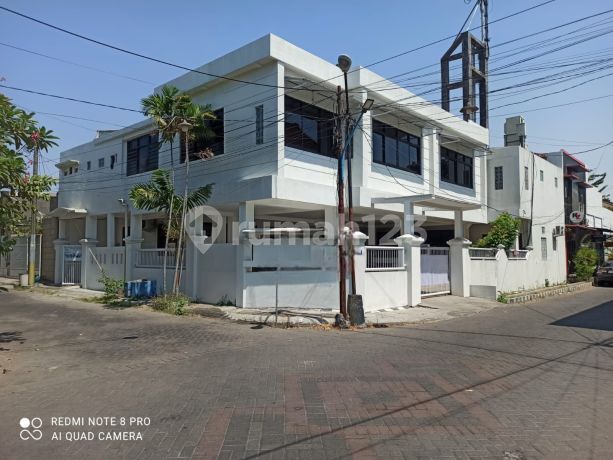 For Sale: 2-Story Very Spacious House, Positioned Beside Security, Taman Pinang Indah, Sidoarjo.