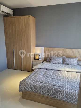 Apartment Vasanta Innopark Apartment 1 BR Bagus Furnished