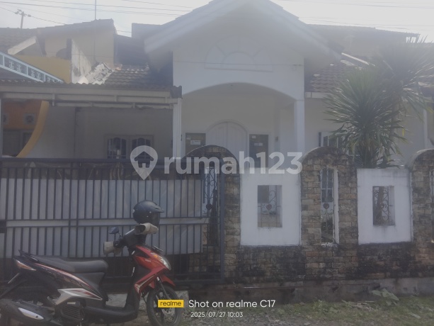 Rumah Griya Satria Sumampir 5 Menit ke Univ Jenderal Soedirman Bagus SHM