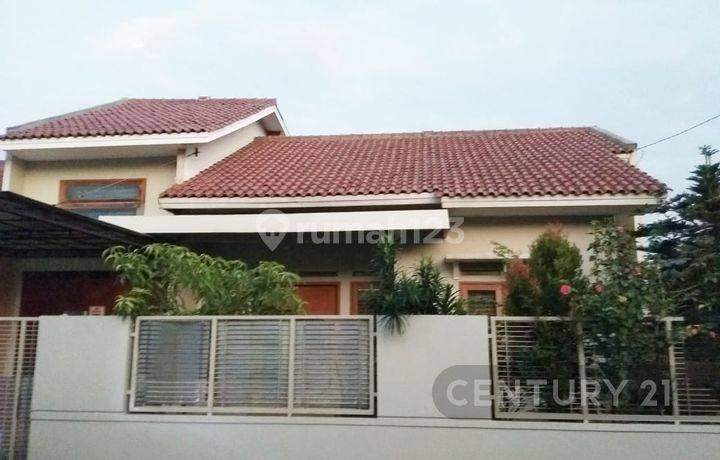 Rumah Mewah Hook Di Puri Matahari Persada, Laladon, Bogor