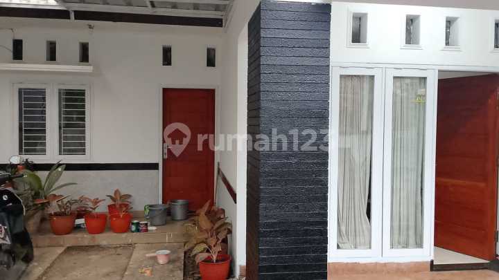 Comfortable House Ready to Occupy Near Griya Arcamanik Comfortable House Ready to Occupy Near Griya Arcamanik