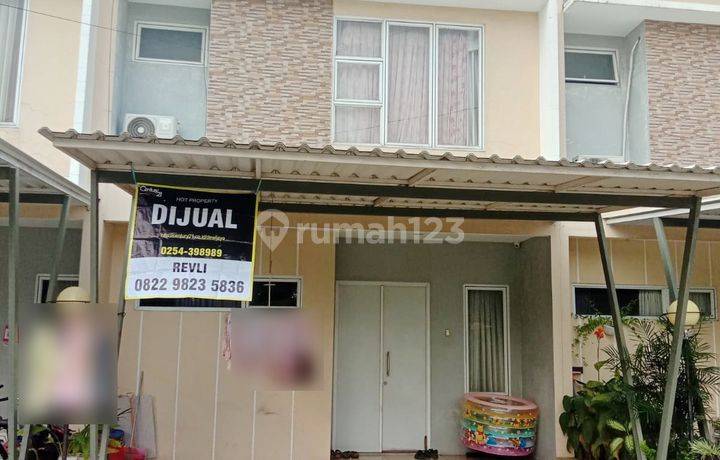 Hunian Bagus 2 Lantai Komplek Elit Emerald Lake