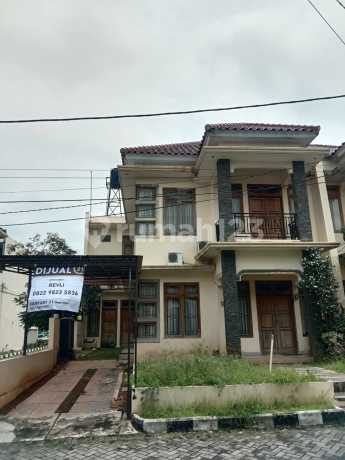 Hunian 2 Lantai Semi Furnished Rahayu Residence