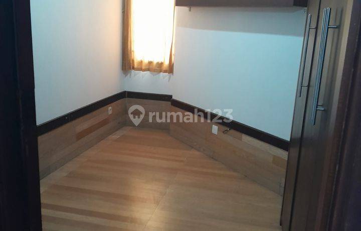 DIJUAL Apartemen Wesling Kedoya Tower A Luas 101m Semi furnished
