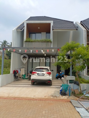 Termurah Ready Rumah Mewah 2 Lantai Di Candi Gardens. Bojongsari Depok. Selangkah Ke The Park Mall, Indogrosir, Farmers Market, Hy Fresh Swalayan, Starbuck Caffe, Mc Donald, Rs Brawijaya, Rs Mitra Keluarga. Exit Toll Pamulang, Exit Toll Desari