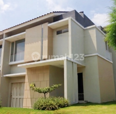 Dijual Cepat! B.u, Rumah Bagus Dijual di Kebayoran Village, Lokasi Strategis; Hanya 2 Menit Menuju Pintu Tol, Sasiun KRL, Mall, Rspb, Sekolah, Dll di Kebayoran Village, Bintaro Jaya!