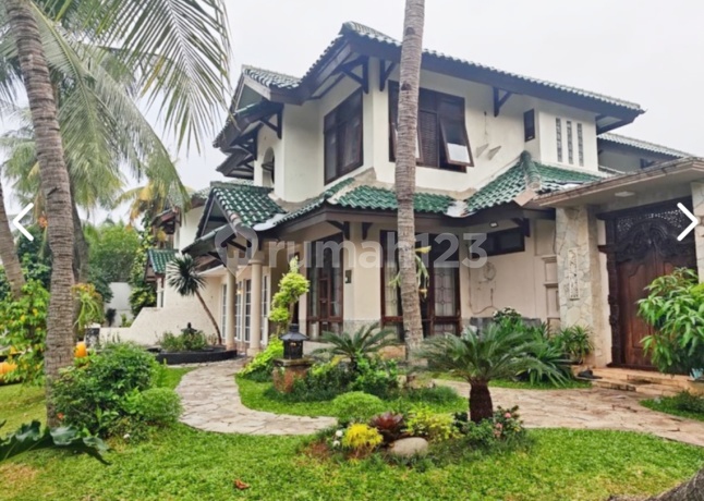 Rumah Mewah * Ada Kolam Renang, Lokasi Strategis; Dekat Akses Tol, Stasiun KRL, Mall, Rspb, Sekolah, Dll di Graha Taman, Bintaro Jaya Sektor 9 Tangerang Selatan Rumah Mewah * Ada Kolam Renang, Lokasi Strategis; Dekat Akses Tol, Stasiun KRL, Mall, Rspb, Sekolah, Dll di Graha Taman, Bintaro Jaya Sektor 9 Tangerang Selatan