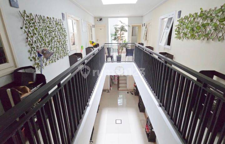 Rumah Kos-kosan Di Komp Sandang Palmerah Jakarta Barat