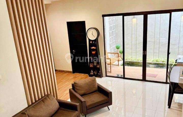 Rumah Bagus, Full Renov, Full Furnish Di Discovery Terra, Bintaro Jaya