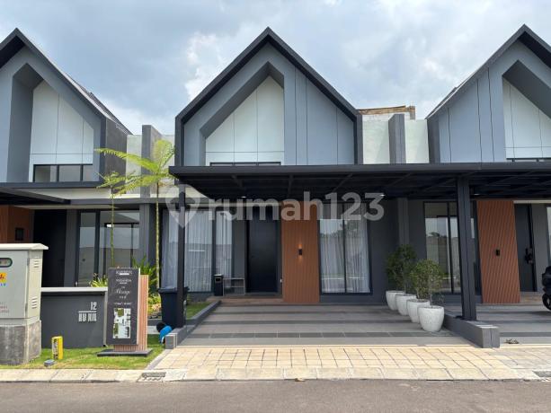 New Rumah Mewah di Kahuripan Nirwana New Rumah Mewah di Kahuripan Nirwana