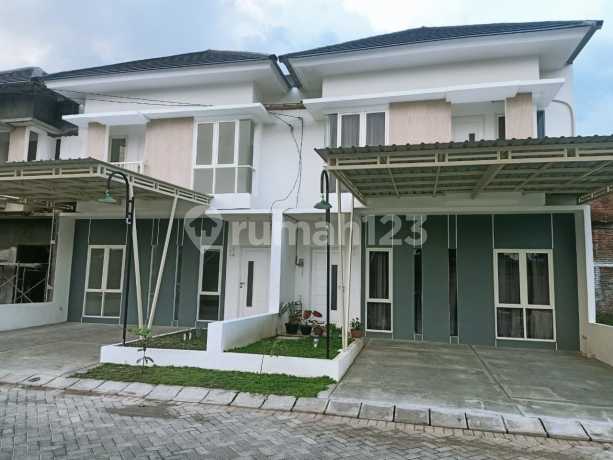 Rumah 2 Lantai DP 0 di Jalan Raya Propinsi