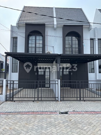 Rumah Murah Modern Plus Perabot di De Naila Park