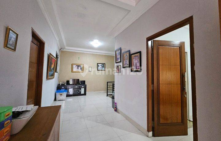 Dijual Rumah Bagus Nyaman di Puri Nirwana Estate, Cibinong