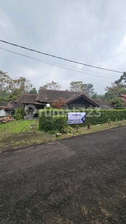 Villa Grand Trawas Hook Kuldesak Hitung Tanah 