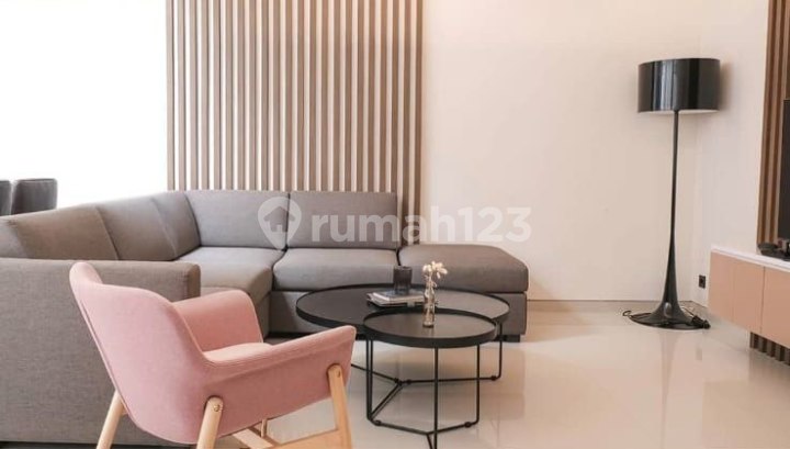 Rumah Mewah Dalam Komplek Setra Dago Antapani Rumah Mewah Dalam Komplek Setra Dago Antapani