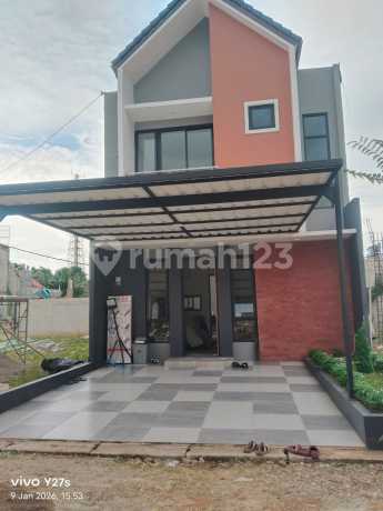 Rumah Dua Lantai Scandinavia Bagus di Pamulang Rumah Dua Lantai Scandinavia Bagus di Pamulang