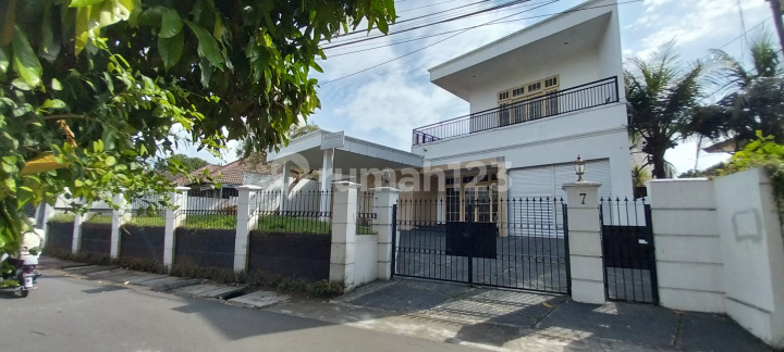 Rumah Masih Kondisi Bagus Dan Rapih Di Jakarta Selatan Rumah Masih Kondisi Bagus Dan Rapih Di Jakarta Selatan