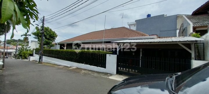 Rumah Bagus Di Daerah Strategis Di Jakarta Selatan Rumah Bagus Di Daerah Strategis Di Jakarta Selatan