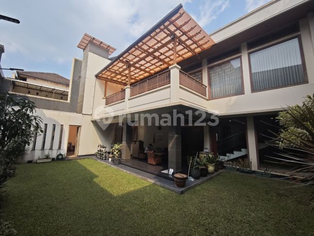 Rumah Strategis Full Furnished Tinggal Bawa Koper Mekarwangi Singgasana Bandung