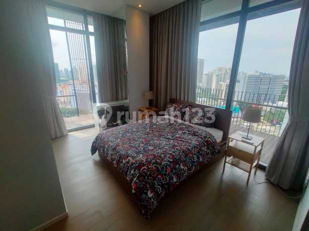 Best Unit 2 BR 150sqm, Good City View, Full Furnished With Balcony And Private Lift In Senopati Suites 3