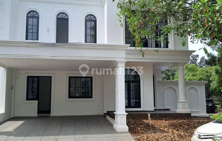 Runah Brand New Classic Modern Hoek Taman Puri Bintaro., Swimming Pool, Lokasi Strategis